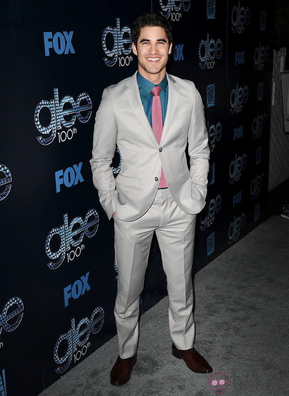 Darren Criss en la fiesta del episodio 100 de 'Glee'