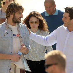 Miki Esparbé, Blanca Suárez y Yon González en el rodaje de 'Perdiendo el Norte'