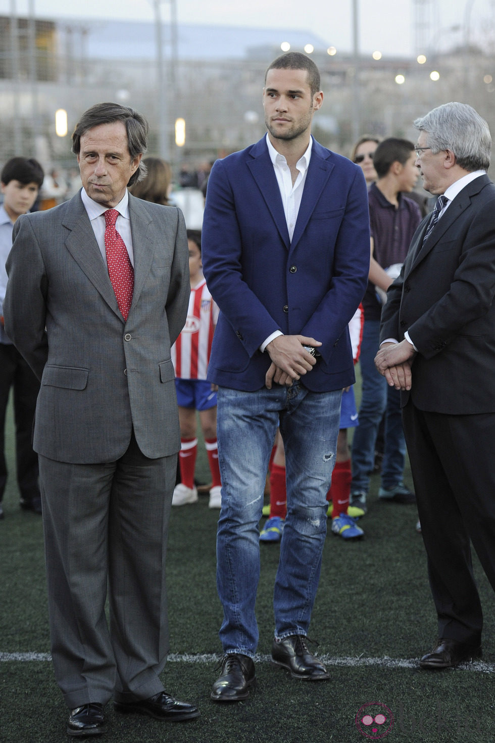 Mario Suárez inaugura un campo de fútbol con su nombre en Alcobendas