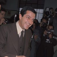 Adolfo Suárez votando en las elecciones de 1977