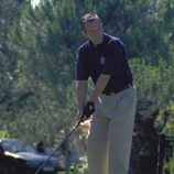 Adolfo Suárez jugando al golf