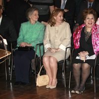 La Princesa Irene y la Reina Sofía junto a las princesas jordanas en la inauguración de una exposición