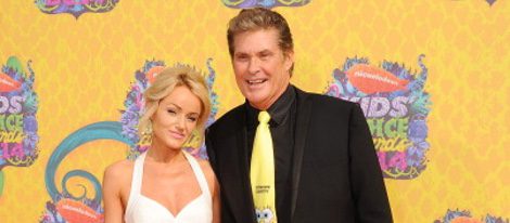 David Hasselhoff y Hayley Roberts en los Kids Choice Awards 2014