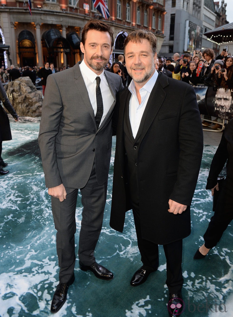 Hugh Jackman y Russell Crowe en el estreno de 'Noé' en Londres