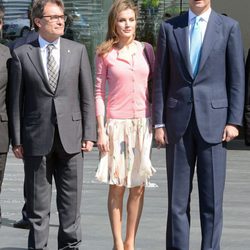 Los Príncipes de Asturias y Artur Mas en la inauguración de la nueva sede de Puig