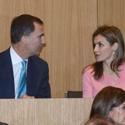 Los Príncipes Felipe y Letizia en la inauguración de la nueva sede de Puig