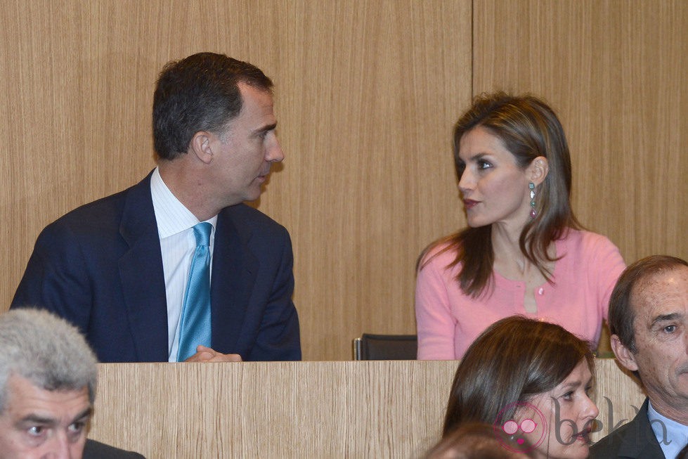 Los Príncipes Felipe y Letizia en la inauguración de la nueva sede de Puig