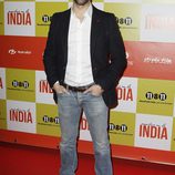 Gonzalo Miró en el estreno de 'Anochece en La India'