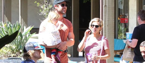 Elsa Pataky, Chris Hemsworth e India Rose con Owen Wilson