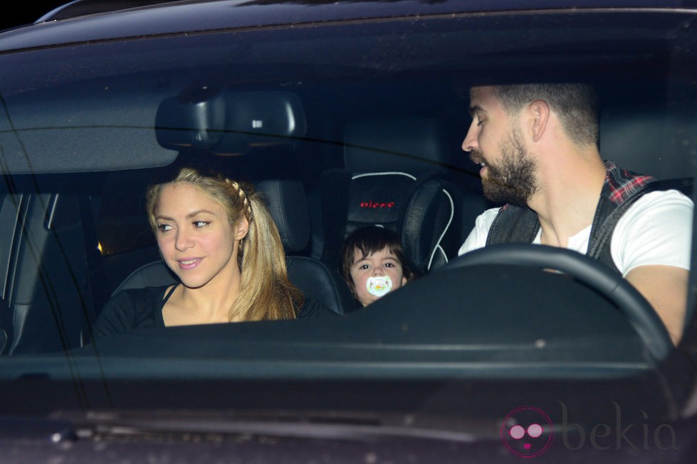 Gerard Piqué, Shakira y Milan en la fiesta del primer cumpleaños de Lia Fábregas