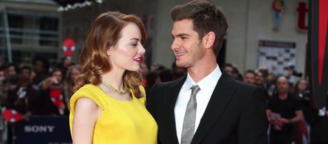 Emma Stone y Andrew Garfield en el estreno de 'The Amazing Spider-Man 2' en Londres