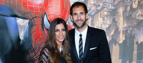 Diego López con su mujer Iria Otero en el estreno de 'The Amazing Spider-Man 2' en Madrid