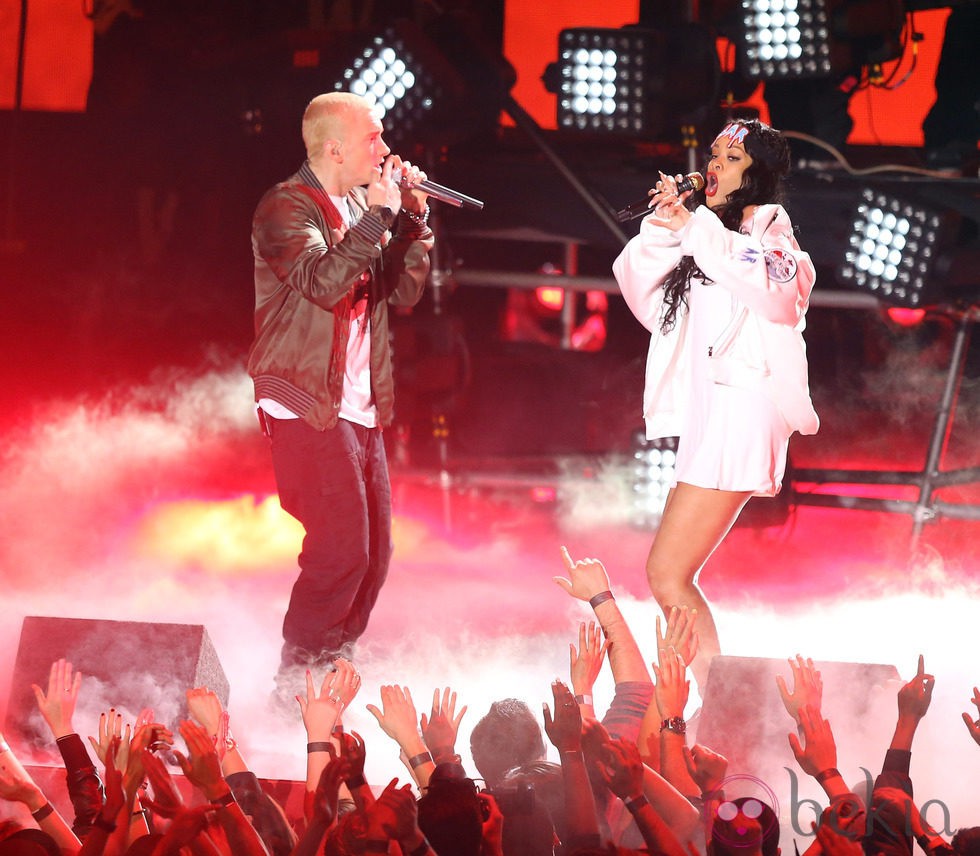 Eminem y Rihanna actúan en los MTV Movie Awards 2014