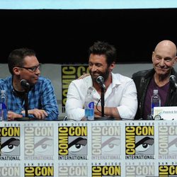 Bryan Singer, Hugh Jackman y Patrick Stewart en la Comic-On