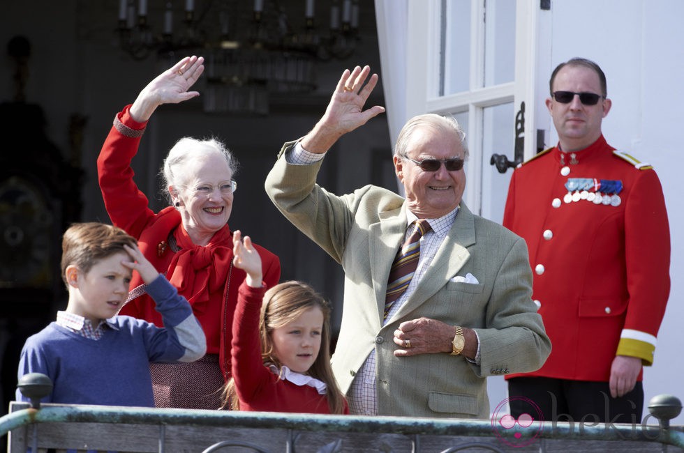 Margarita de Dinamarca celebra su 74 cumpleaños con el Príncipe Enrique, el Príncipe Christian y la Princesa Isabel 