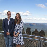 El Príncipe Guillermo y Kate Middleton con las Three Sisters