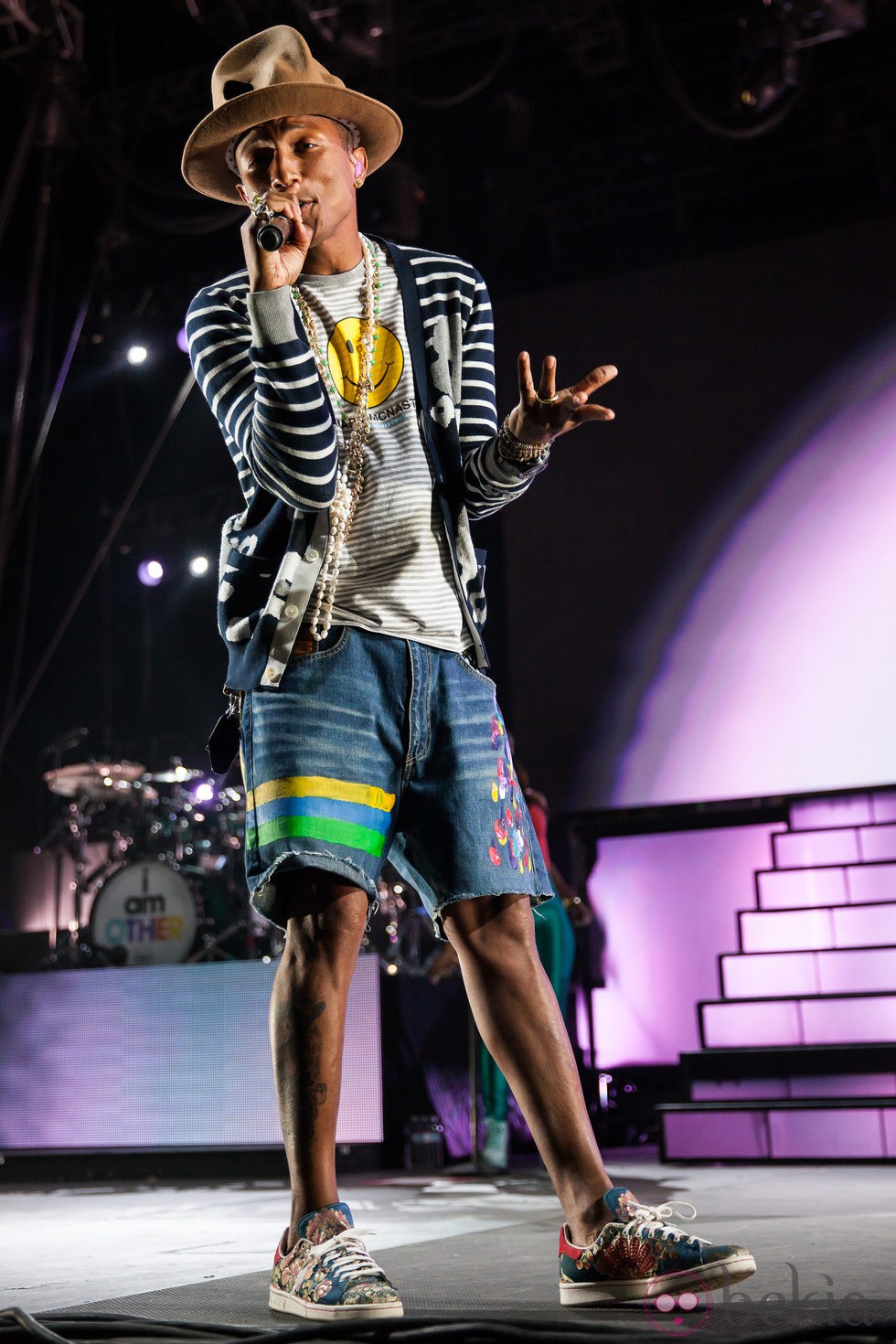 Pharrell Williams actuando en el Festival de Coachella 2014