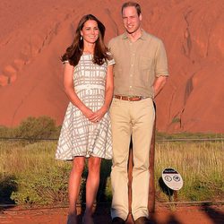 El Príncipe Guillermo y Kate Middleton en Uluru