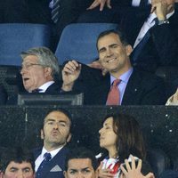 Los Príncipes de Asturias viendo el partido Atlético de Madrid-Chelsea