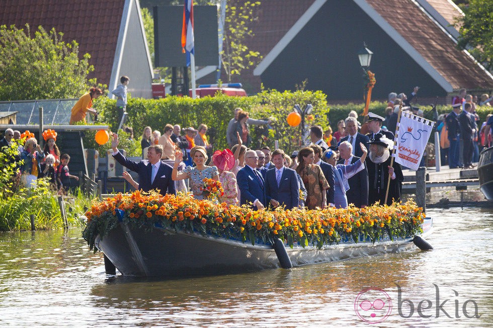 Los Reyes de Holanda junto a la Familia Real en la celebración del Día del Rey