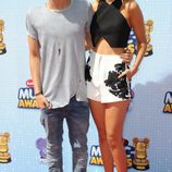 Cody Simpson y Gigi Hadid en los Radio Disney Music Awards 2014