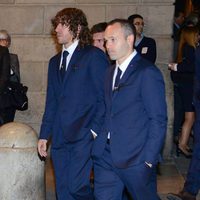 Carles Puyol y Andrés Iniesta en el funeral de Tito Vilanova en la Catedral de Barcelona