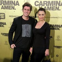 Natalia Verbeke y Jaime Renedo en el estreno de 'Carmina y amén' en Madrid