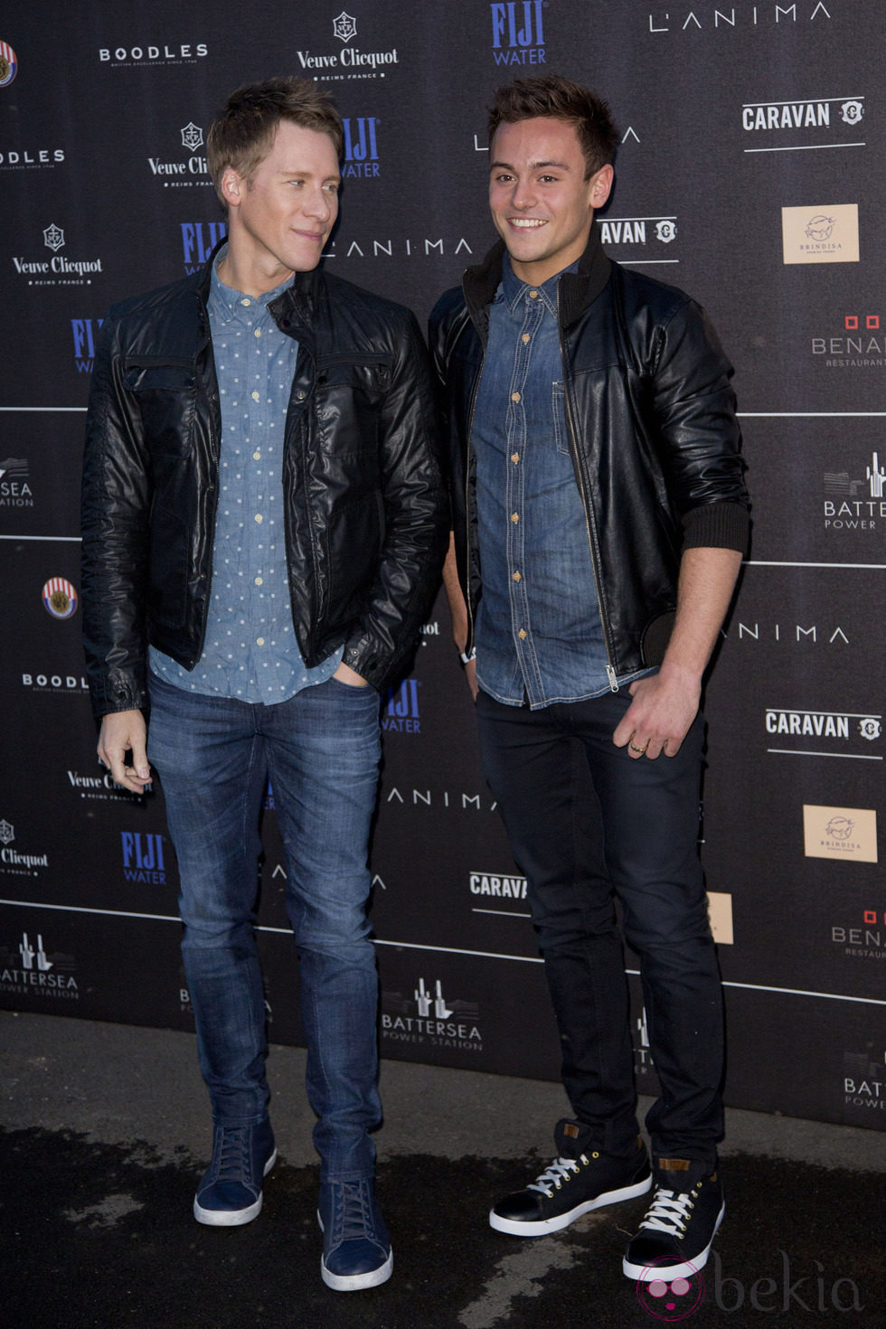 Dustin Lance Black y Tom Daley posan juntos en la fiesta Battersea Power Station 2014