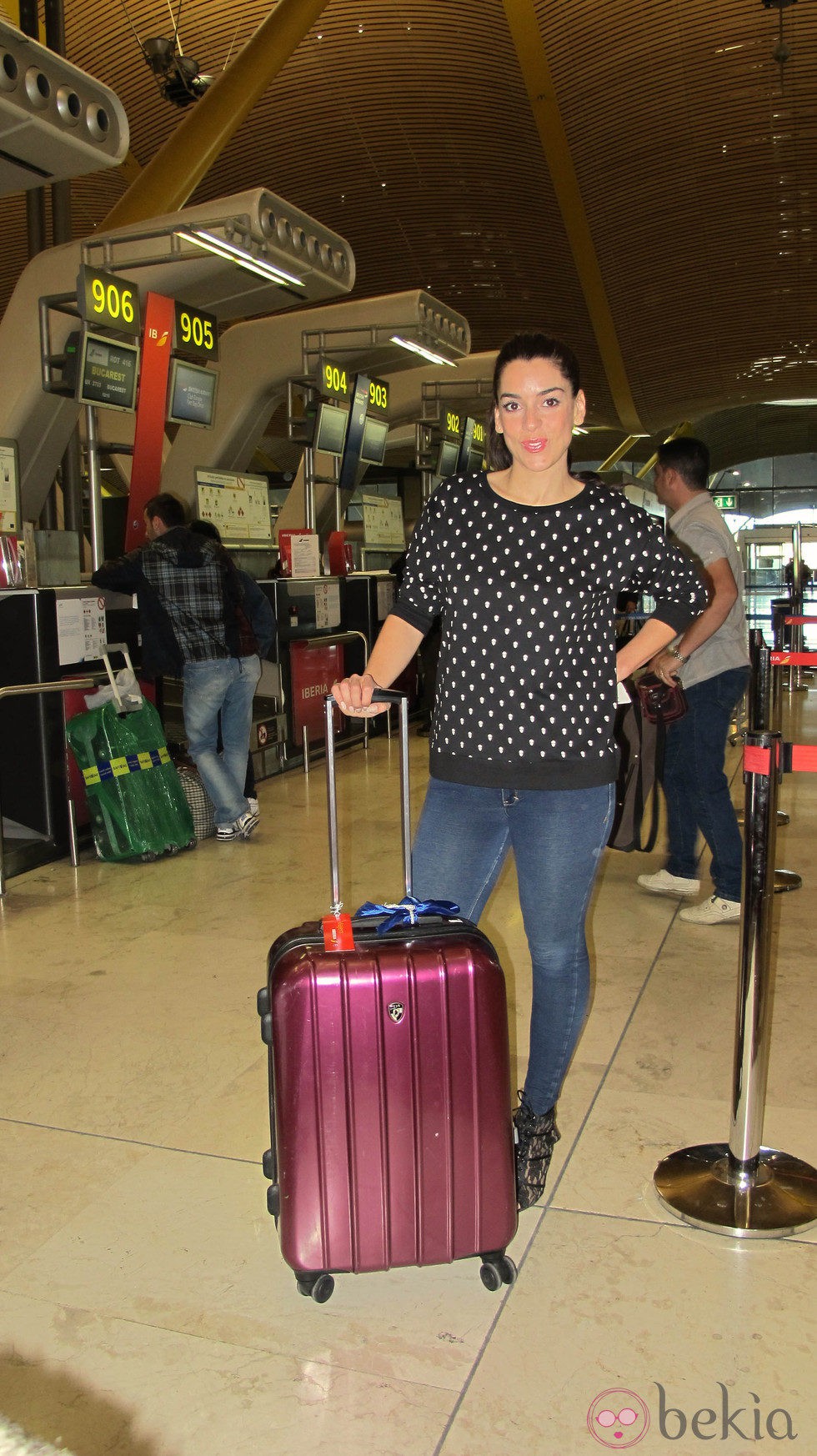 Ruth Lorenzo en el aeropuerto rumbo a Copenhague para participar en Eurovisión 2014