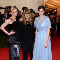 Kirsten Dunst, Kate Mulleavy y Laura Mulleavy en la Gala MET 2014