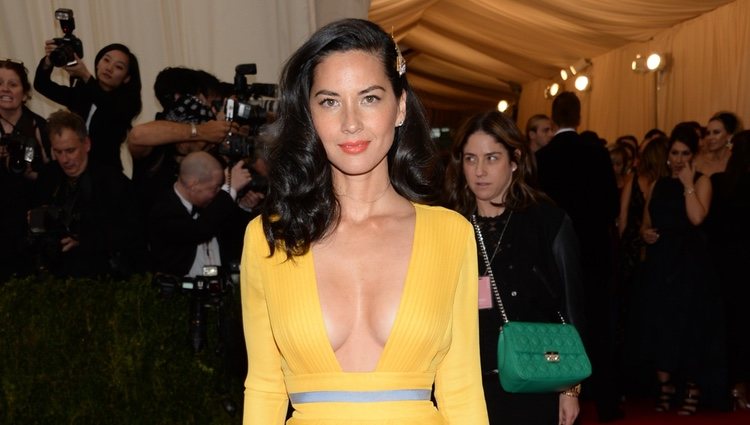 Olivia Munn en la Gala MET 2014