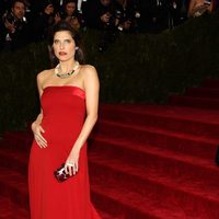 Lake Bell en la Gala MET 2014