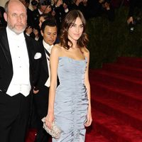 Alexa Chung en la Gala MET 2014