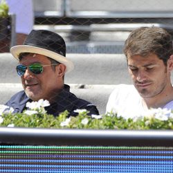 Alejandro Sanz e Iker Casillas disfrutan del partido de tenis de Rafa Nadal