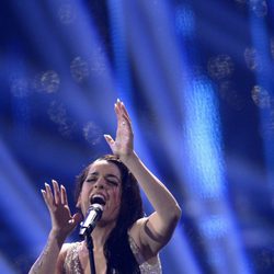 Ruth Lorenzo interpreta el tema 'Dancing in the Rain' en el Festival de Eurovisión 2014