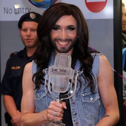 Conchita Wurst llega a Viena tras ganar Eurovisión 2014