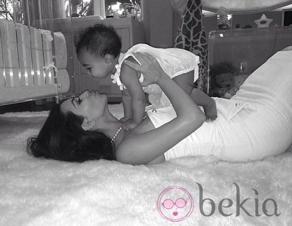 Kim Kardashian y North West en el Día de la Madre