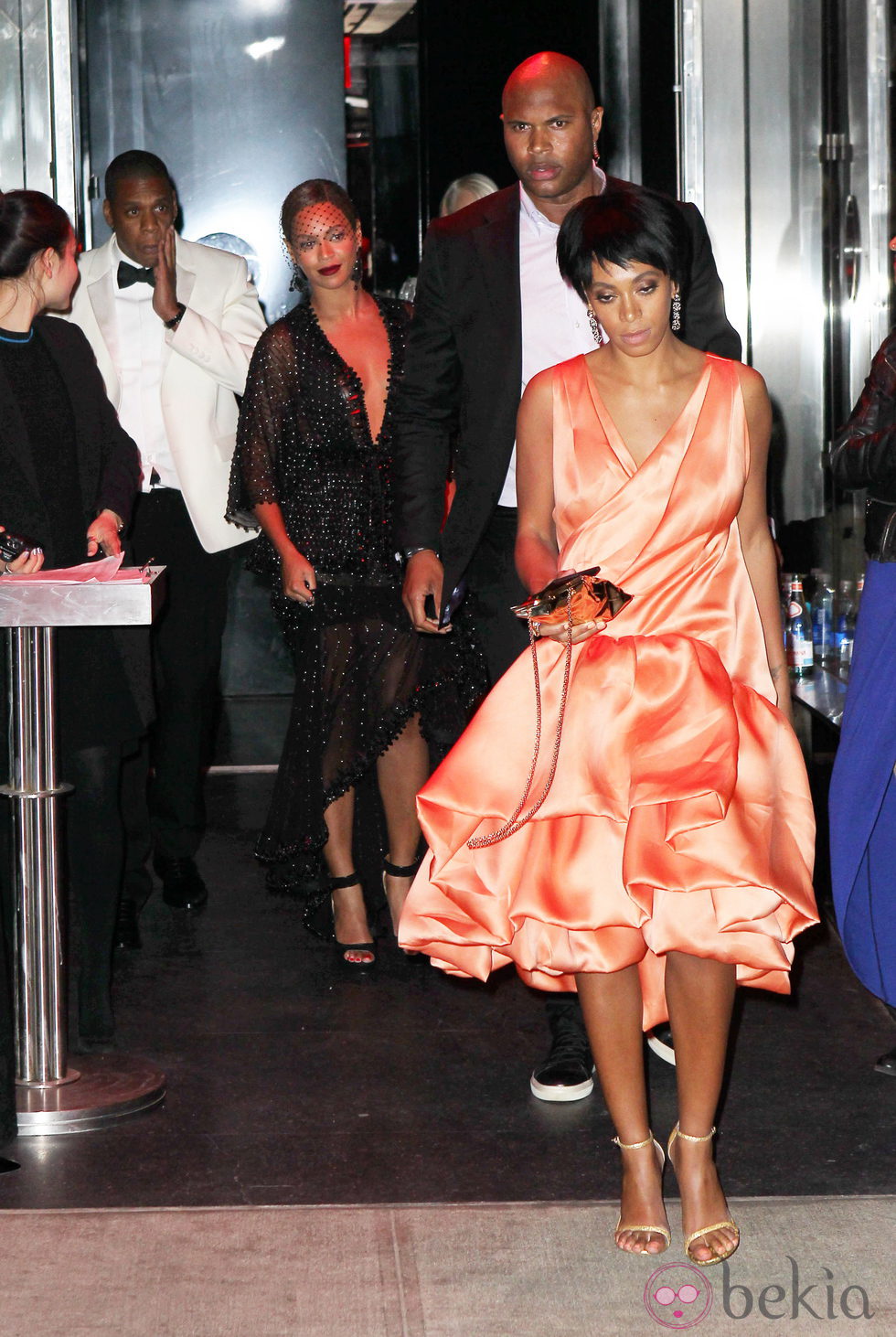 Jay Z, Beyoncé y Solange Knowles a la salida de la Gala MET 2014