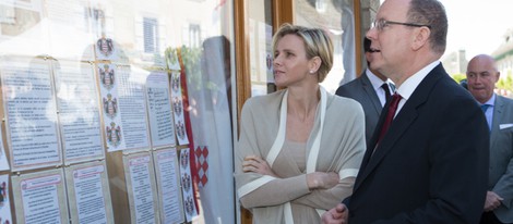 Alberto y Charlene de Monaco en la región de Cantal