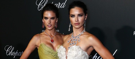 Adriana Lima y Alessandra Ambrosio en la fiesta Chopard del Festival de Cannes 2014