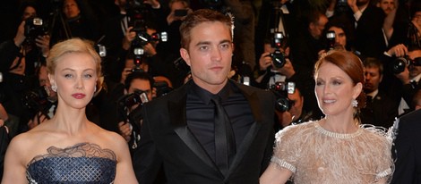 Sarah Gadon, Robert Pattinson y Julianne Moore en el Festival de Cannes 2014