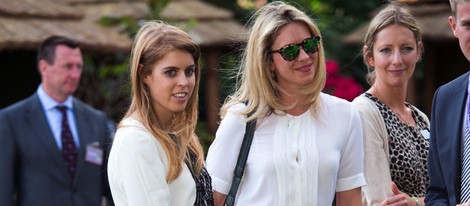 Beatriz de York y Holly Branson en el Chelsea Flower Show 2014