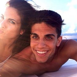 Melissa Jiménez y Marc Bartra de vacaciones en el mar