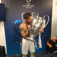 Sergio Ramos besa la Champions 2014