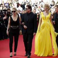 Kelly Preston, John Travolta, Uma Thurman y Quentin Tarantino en el Festival de Cannes 2014