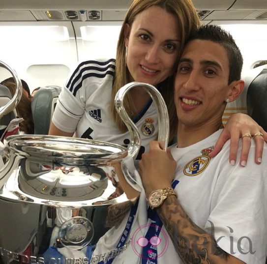 Ángel Di María y Jorgelina Cardoso con la décima Champions del Real Madrid