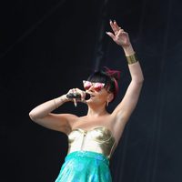 Lily Allen en el Radio 1's Big Weekend de la BBC 2014