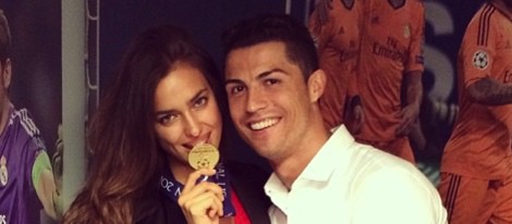 Cristiano Ronaldo con Irina Shayk celebrando la Champions 2014