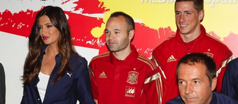 Sara Carbonero, Fernando Torres, Andrés Iniesta y Manu Carreño en la presentación de la cobertura del Mundial de Brasil 2014