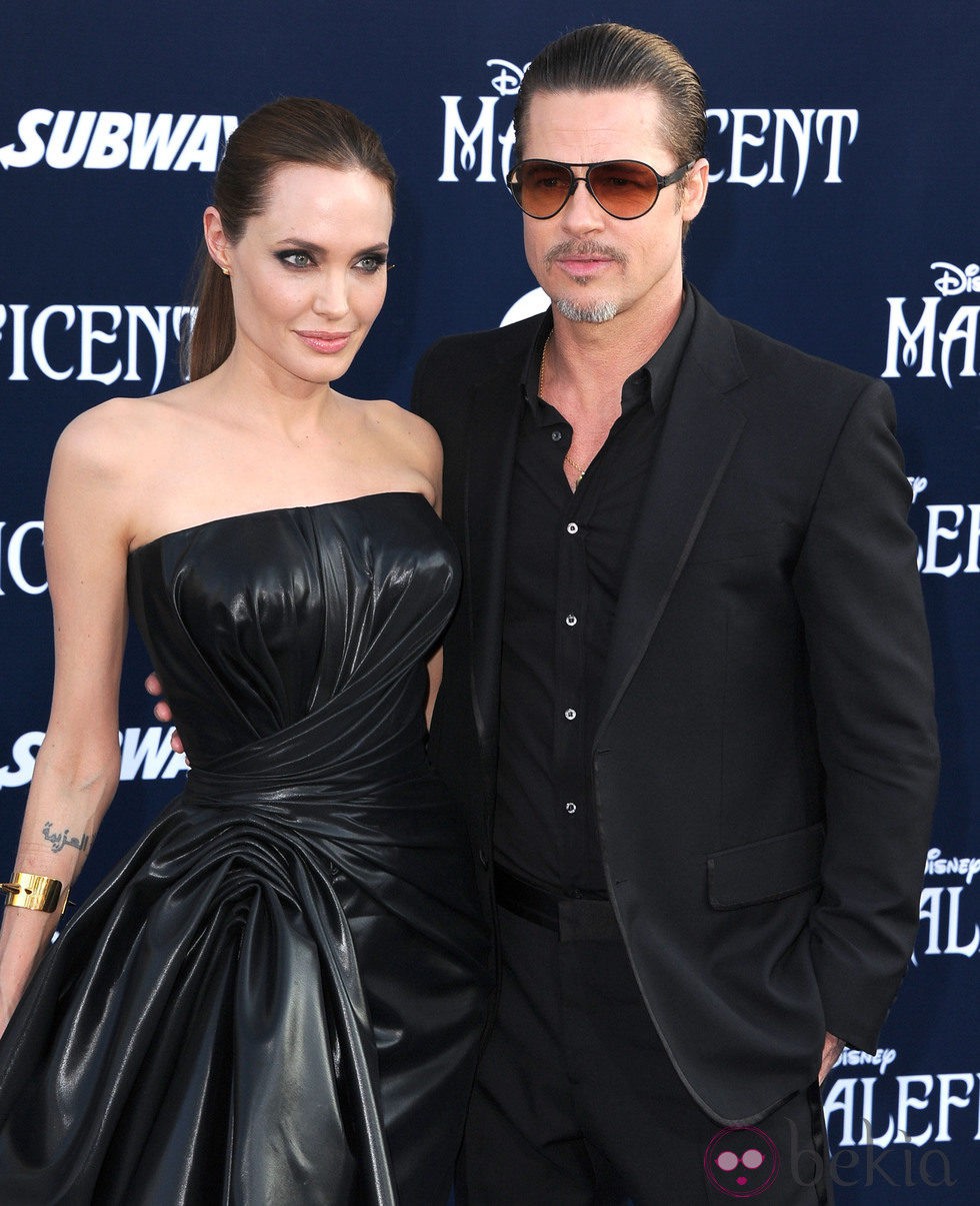 Angelina Jolie y Brad Pitt en el estreno de 'Maléfica' en Los Ángeles